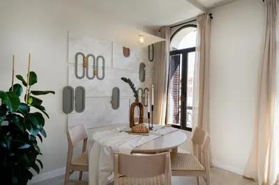 Plano de Giona - 2 bedrooms in Argüelles