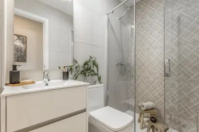 Un baño de Lugbara - 1 bedroom and terrace in Goya
