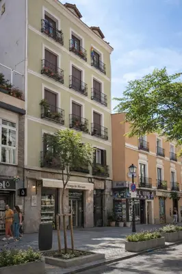 Edificio en el que se encuentra el apartamento
