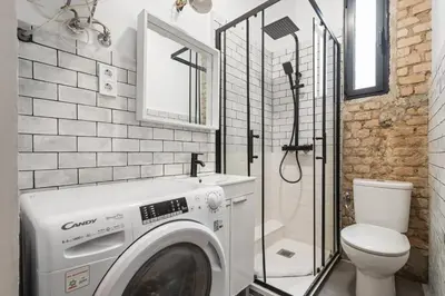 Un baño de Private room in Malasaña #2