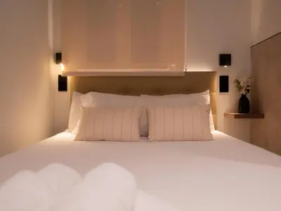 Cama o camas de una habitación en Literal Hostel Madrid