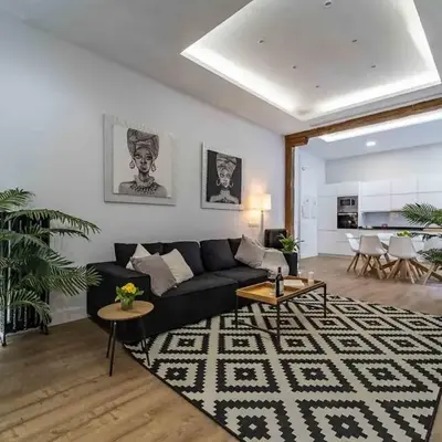 Luxury Apartment 6 Bedroom in Downtown by TuriVida