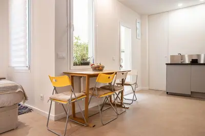 Una cocina o zona de cocina en Premium loft in the center of Madrid, Casa García