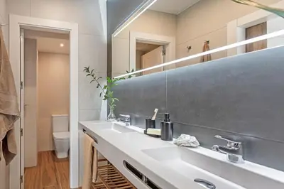 Un baño de Smara - 3 bedrooms in Salamanca