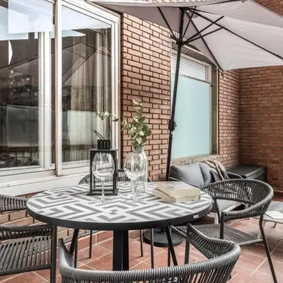 Real - 3 bedroom and terrace in Almagro