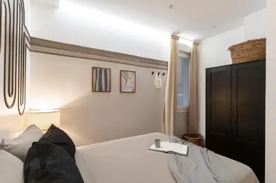 Cama o camas de una habitación en Jaco - 2 bedrooms in Nuevos Ministerios-Ríos Rosas