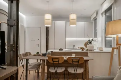 Una cocina o zona de cocina en Jaco - 2 bedrooms in Nuevos Ministerios-Ríos Rosas