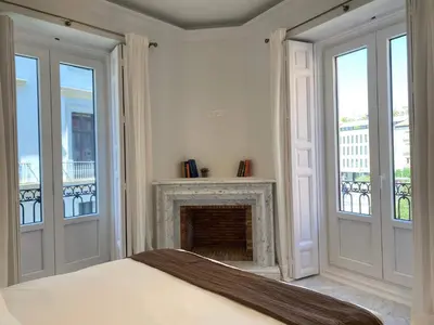 Cama o camas de una habitación en Lovely 3BR near Palacio Real
