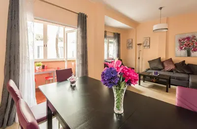 Zona de estar de Apartamentos Madrid XXXIII - Alojamiento de Temporada