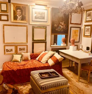 Zona de estar de J The Rose Habitación room to rent