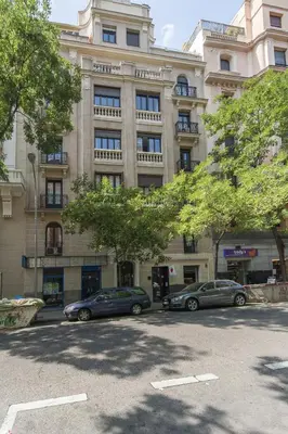 Edificio en el que se encuentra el apartamento