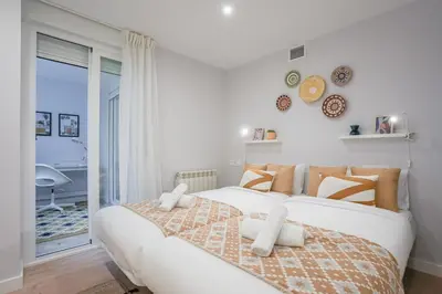 Cama o camas de una habitación en Renovated with pool -2Bedrooms 2Baths-Chamberí
