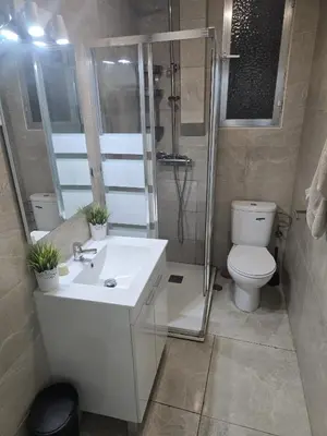Un baño de Cáceres habitaciones