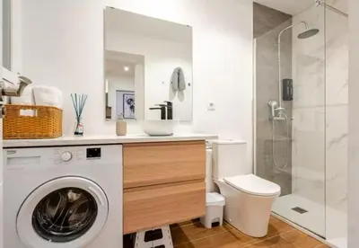 Un baño de Coqueto Apartamento en Barrio Las Letras
