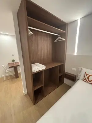 Cama o camas de una habitación en Suites in Downtown Madrid