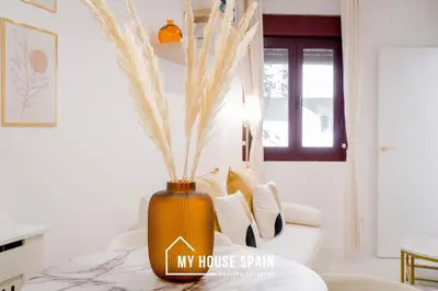 Cama o camas de una habitación en MyHouseSpain - Encantador apartamento en Madrid