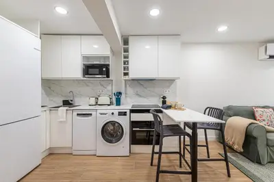 Una cocina o zona de cocina en Waou Malasaña VII - Alquiler Corta Duración