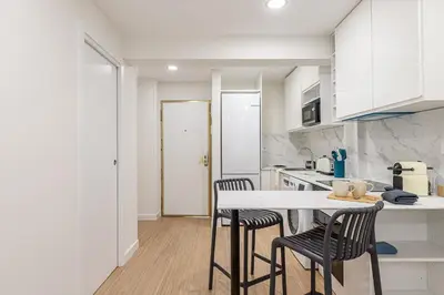 Una cocina o zona de cocina en Waou Malasaña VII - Alquiler Corta Duración