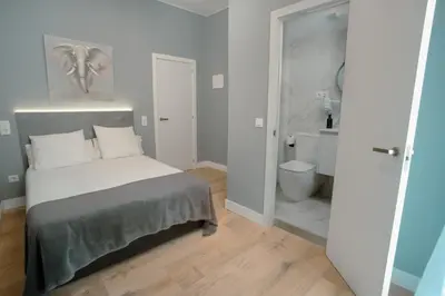 Un baño de Atocha Rooms