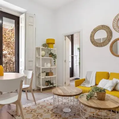 Yellow Lavapies