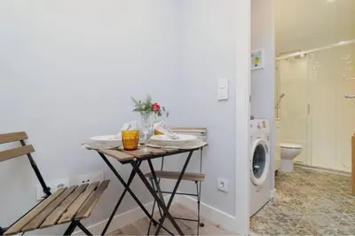 Plano de Comfortable Studio in Lavapies - Madrid Center