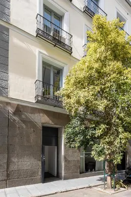 Edificio en el que se encuentra el albergue