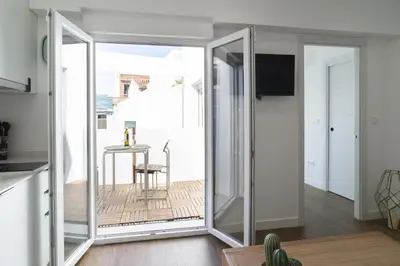 Una televisión o centro de entretenimiento en Waou Nueva Numancia