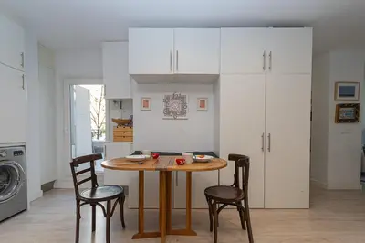 Una cocina o zona de cocina en Riverside