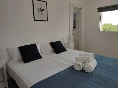 Cama o camas de una habitación en Piso luminoso Alcalá con vistas al Retiro
