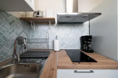 Una cocina o zona de cocina en GuestReady- Bright apartment in Madrid