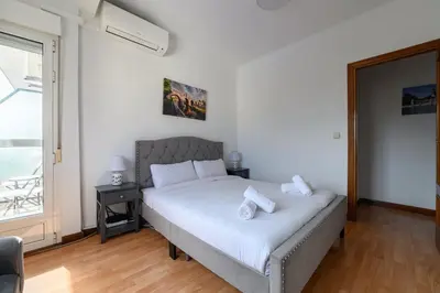 Cama o camas de una habitación en GuestReady- Bright apartment in Madrid