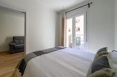 Cama o camas de una habitación en Comodo piso a 10 min de Puente Toledo, 4 pax, ac y luz natural