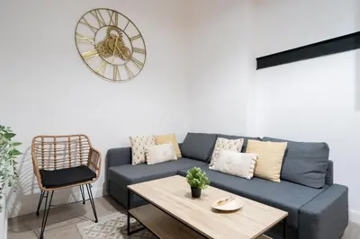 Plano de Bernabeu Industrial Suites- ALQUILER TEMPORAL