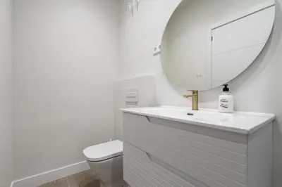 Un baño de Carretas Suites