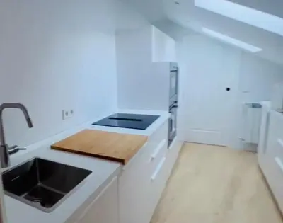 Una cocina o zona de cocina en Luxury Property Royal Palace Madrid