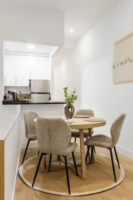 Una cocina o zona de cocina en Confort Urbano junto Anton Martín