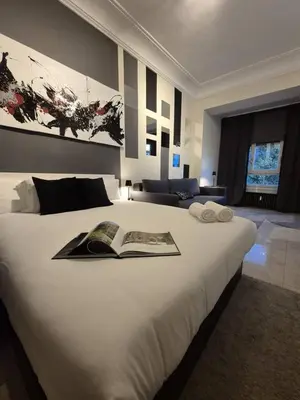 Cama o camas de una habitación en Habitación Oasis F. centro de Madrid!