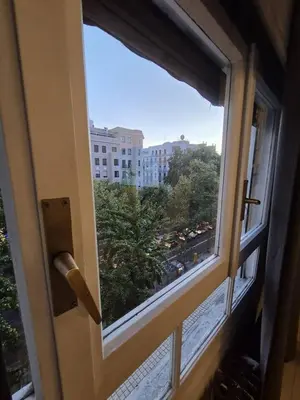 Un balcón o terraza de Habitación Oasis F. centro de Madrid!