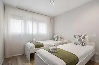 Cama o camas de una habitación en Cozy apartment in Puente de Toledo -2A