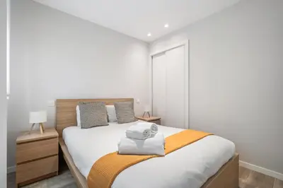 Cama o camas de una habitación en Cozy apartment in Puente de Toledo -2A