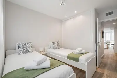 Cama o camas de una habitación en Cozy apartment in Puente de Toledo -2A