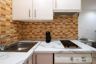 Una cocina o zona de cocina en Studio with terrace in Salamanca, Madrid