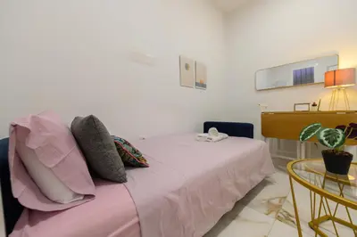 Cama o camas de una habitación en AMA4115 Cómodo apartamento de un dormitorio en el Centro de Madrid