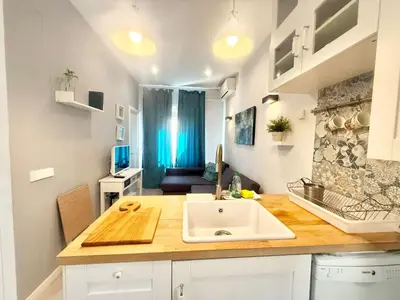 Una cocina o zona de cocina en Metro Legazpi 03 AMCH Hospedaje