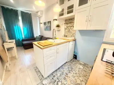 Una cocina o zona de cocina en Metro Legazpi 03 AMCH Hospedaje
