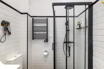Un baño de Central and Luxury apartment big capacity in Madrid