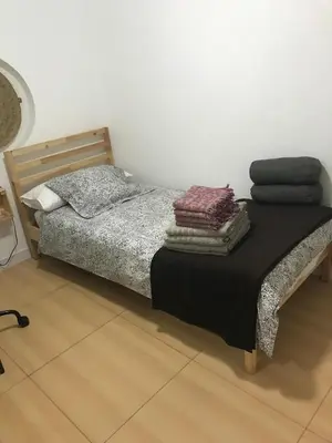 Cama o camas de una habitación en BEAUTIFUL APARTMENT 4bed PLAZA DE ESPAÑA