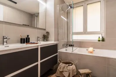 Un baño de Takao - 2 bedrooms in Salamanca