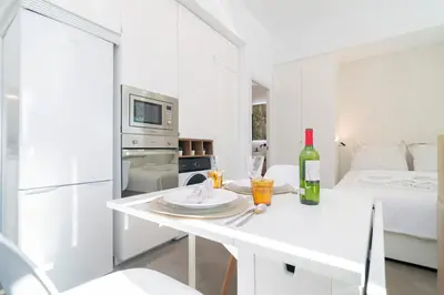 Una cocina o zona de cocina en Moderno refugio en Madrid