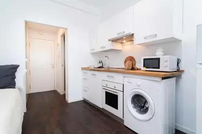 Una cocina o zona de cocina en Loft Chill en el Corazón de Madrid